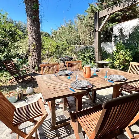 Maison De Proche Avec Jardin 别墅 *