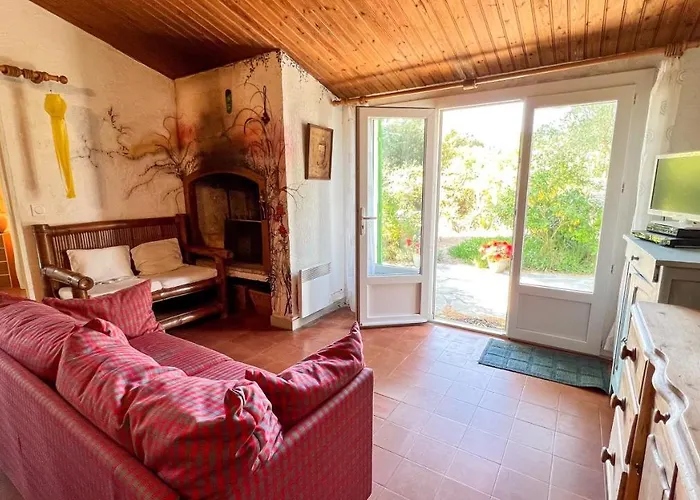 Maison De Proche Avec Jardin *